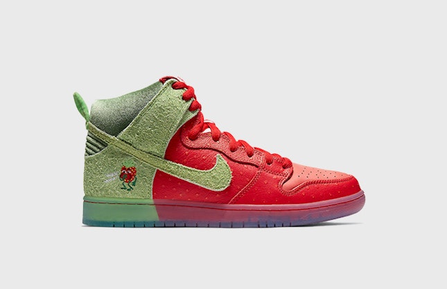Todd Bratrud x Nike SB Dunk High "Strawberry Cough"