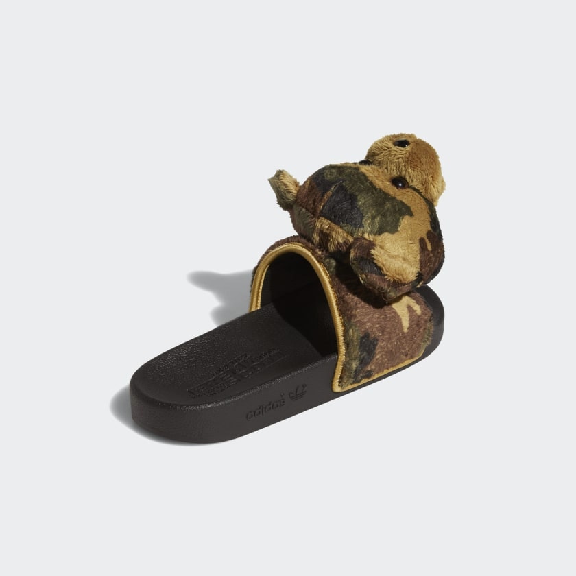 Jeremy Scott x adidas Adilette "Teddy Bear"