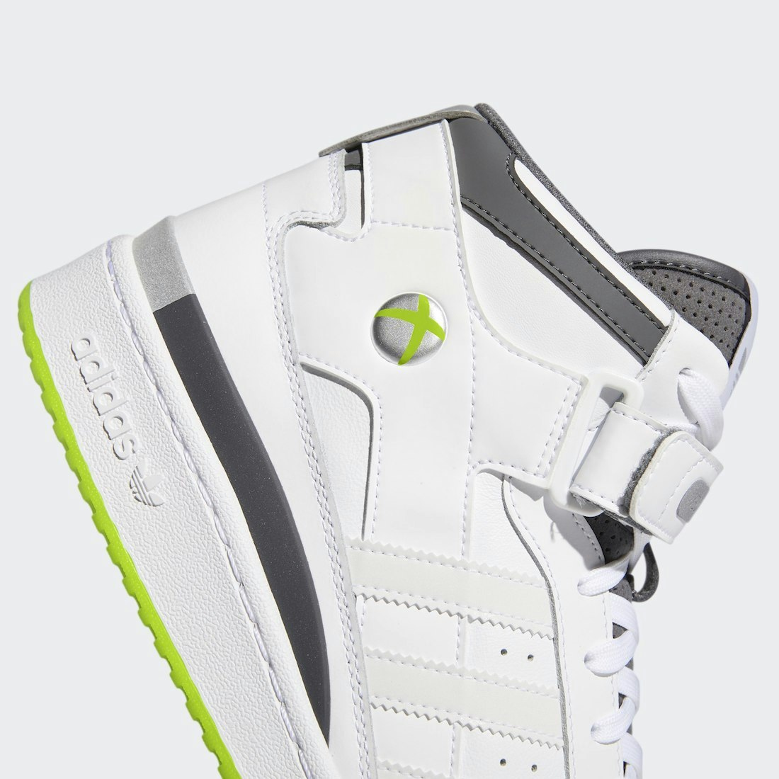 Xbox x adidas Forum Mid "Xbox 360"