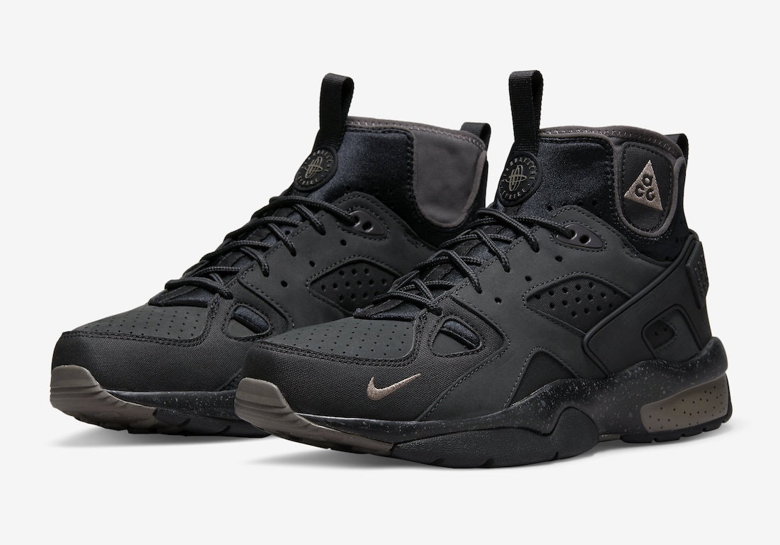 Nike ACG Air Mowabb "Off Noir"