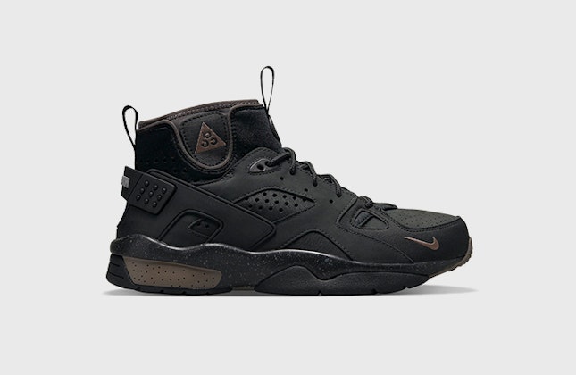 Nike ACG Air Mowabb "Off Noir" Nike ACG Air Mowabb "Off Noir"