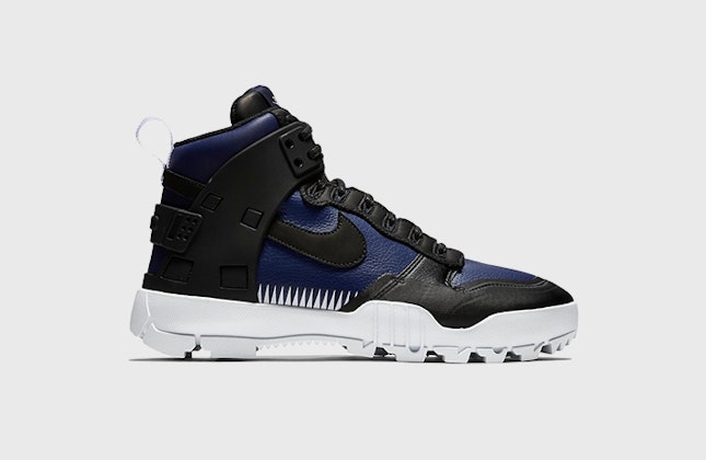 Undercover x Nike SFB Dunk Jungle "Obsidian" Undercover x Nike SFB Dunk Jungle "Obsidian"