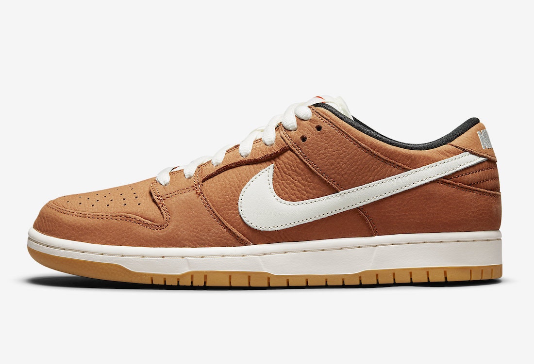 Nike SB Dunk Low "Dark Russet"