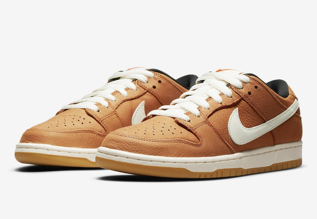 Nike SB Dunk Low "Dark Russet"