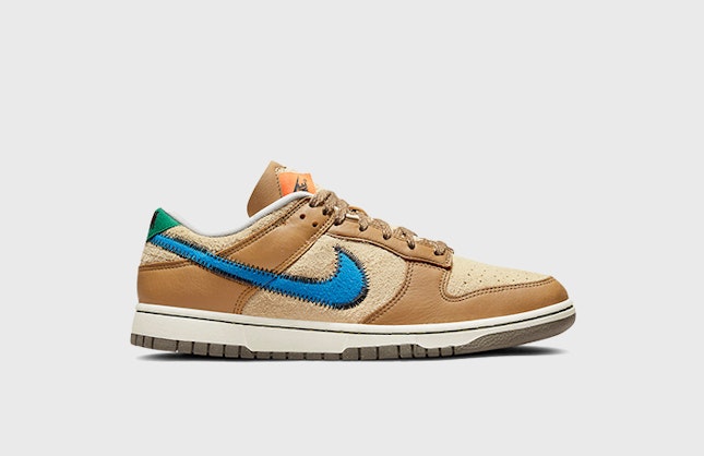 size? x Nike Dunk Low "Dark Driftwood"