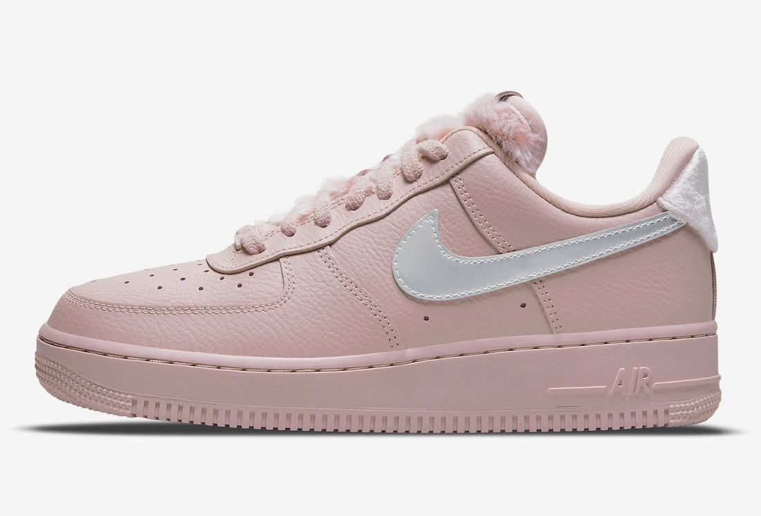 Nike Air Force 1 Low "Pink Oxford"