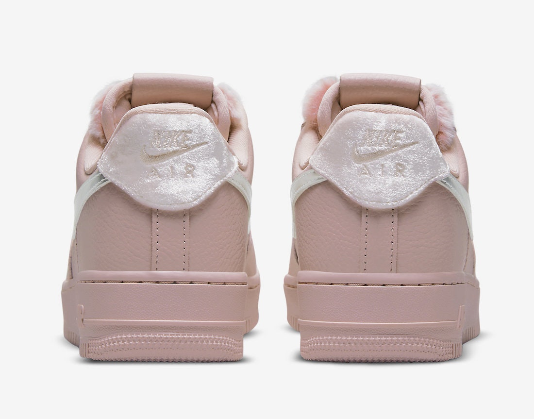 Nike Air Force 1 Low "Pink Oxford"