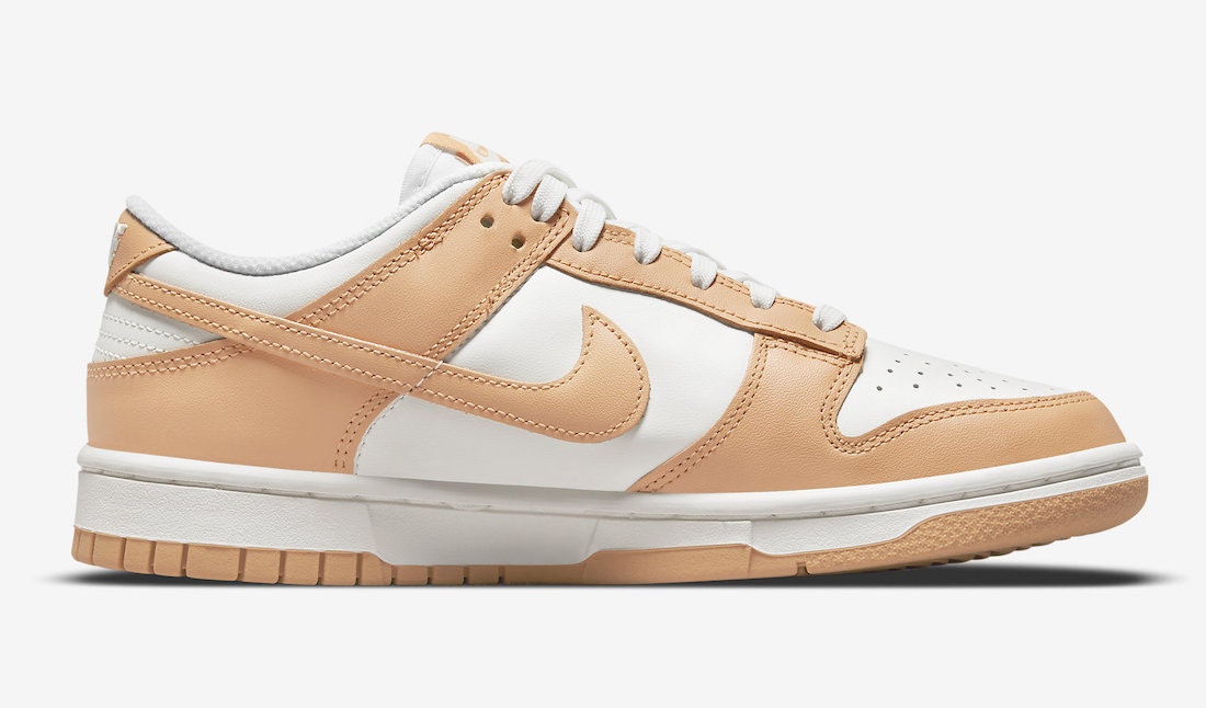 Nike Dunk Low "Harvest Moon"