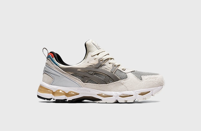 Awake x Asics Gel Kayano 21 "Cool Grey" Awake x Asics Gel Kayano 21 "Cool Grey"