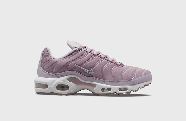 Nike Air Max Plus "Plum Fog" Nike Air Max Plus "Plum Fog"
