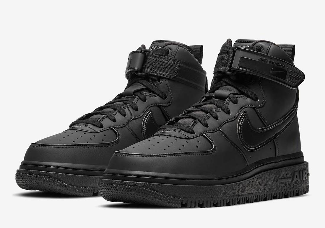 Nike Air Force 1 Boot "Triple Black"