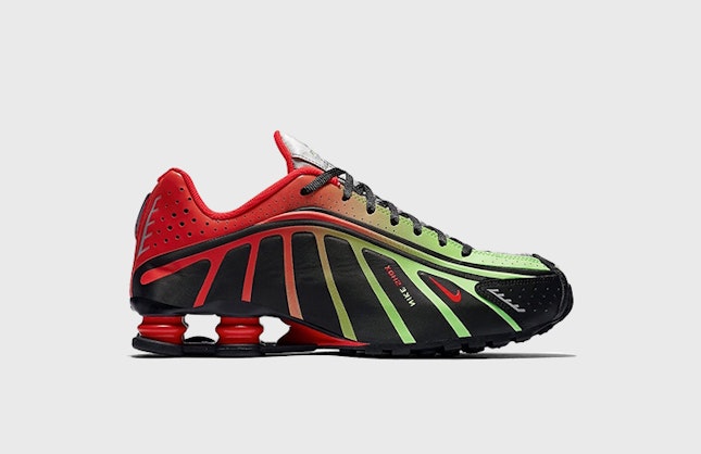 Neymar Jr. x Nike Shox R4 "Challenge Red"