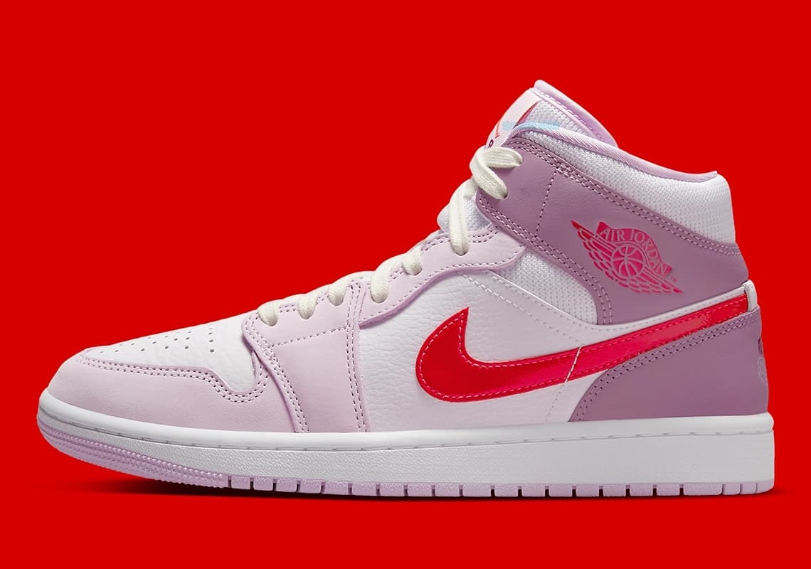 Air Jordan 1 Mid "Valentine's Day"