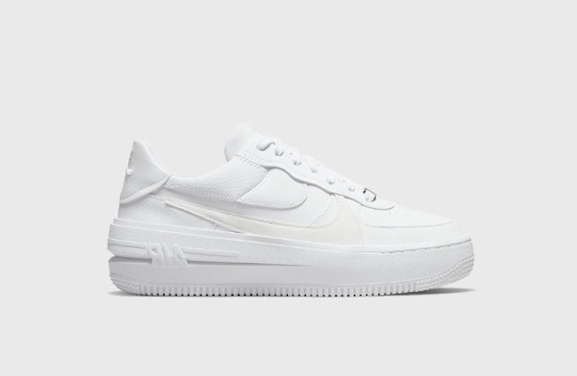 Nike Air Force 1 PLT.AF.ORM “Triple White” Nike Air Force 1 PLT.AF.ORM “Triple White”