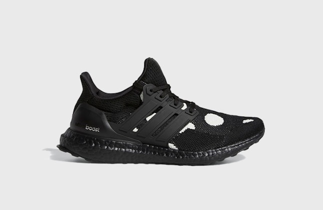 adidas Ultra Boost DNA "Cold.Dry" (Core Black) adidas Ultra Boost DNA "Cold.Dry" (Core Black)