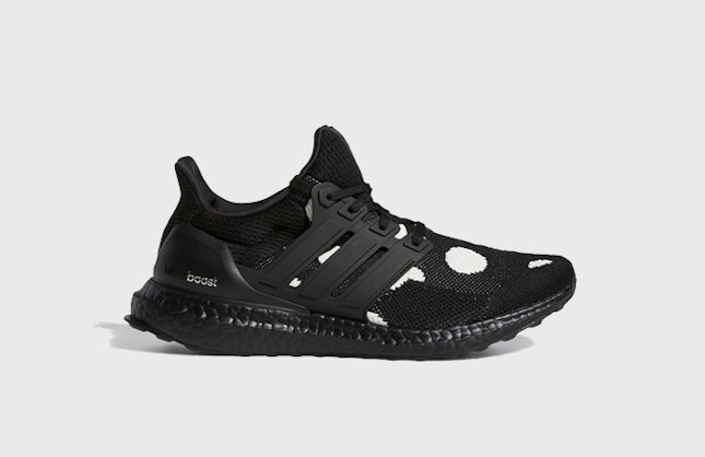 adidas Ultra Boost DNA "Cold.Dry" (Core Black)