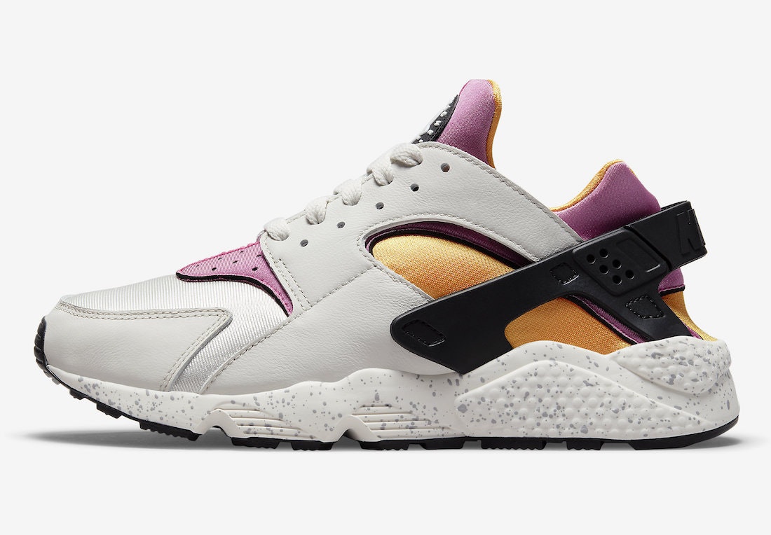 Nike Air Huarache "Lethal Pink"