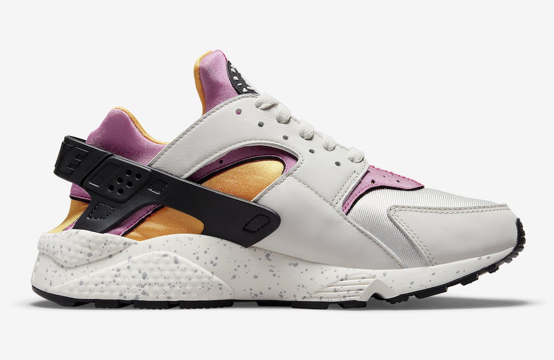 Nike Air Huarache "Lethal Pink"