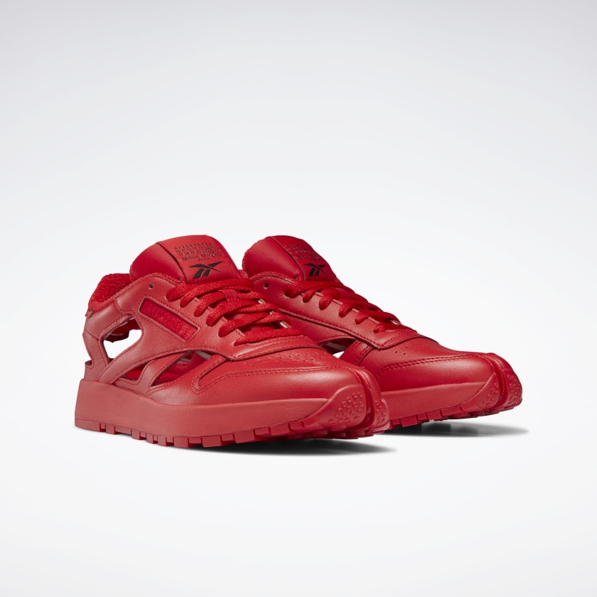 Maison Margiela x Reebok Classic Leather DQ "Vector Red"