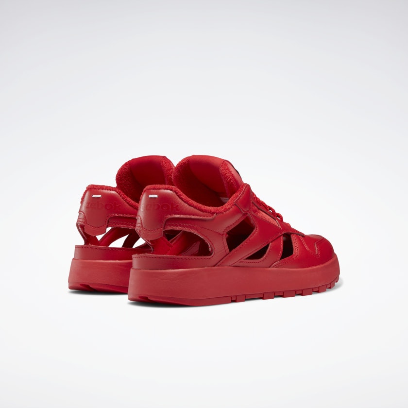 Maison Margiela x Reebok Classic Leather DQ "Vector Red"