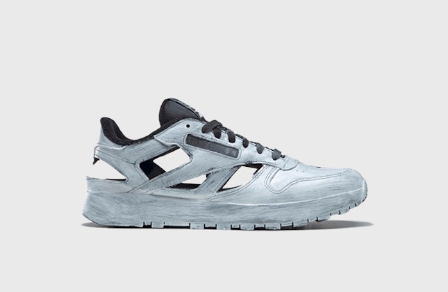 Maison Margiela x Reebok Classic Leather DQ "Icey White" Maison Margiela x Reebok Classic Leather DQ "Icey White"