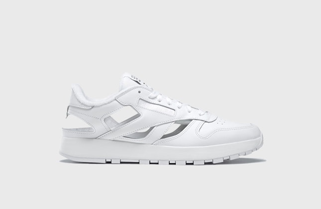 Maison Margiela x Reebok Classic Leather DQ "Cloud White" Maison Margiela x Reebok Classic Leather DQ "Cloud White"
