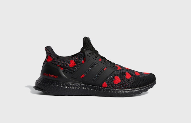 adidas Ultra Boost DNA "Valentine's Day"
