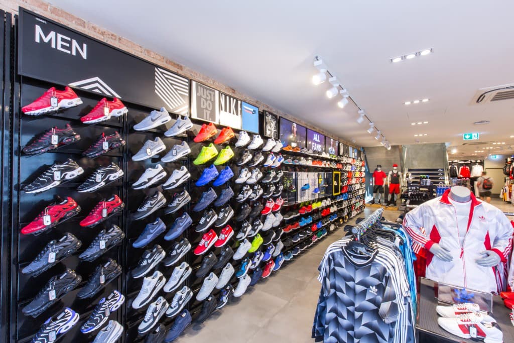 Die besten Sneaker Stores in M nchen HEAT MVMNT