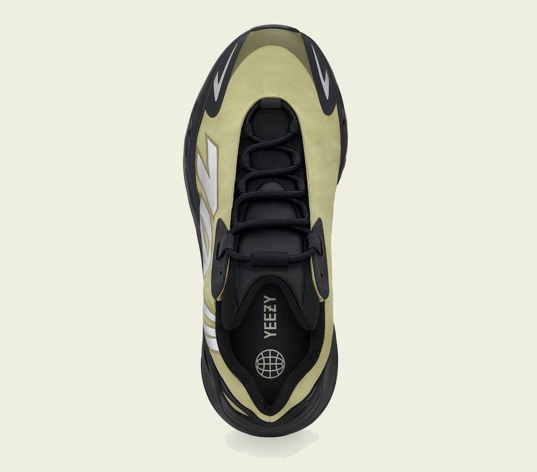 adidas YEEZY Boost 700 MNVN "Resin"