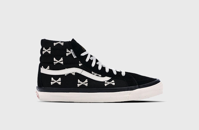 WTAPS x Vans Sk8-Hi "Black Crossbones" WTAPS x Vans Sk8-Hi "Black Crossbones"
