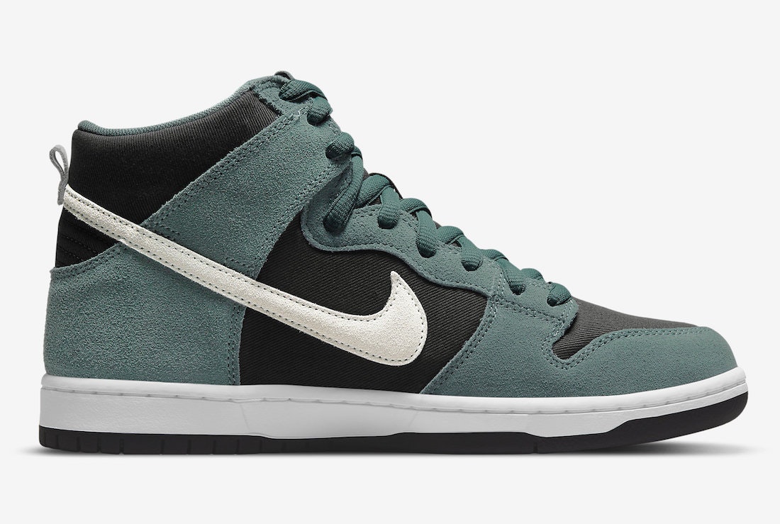 Nike SB Dunk High "Green Suede"