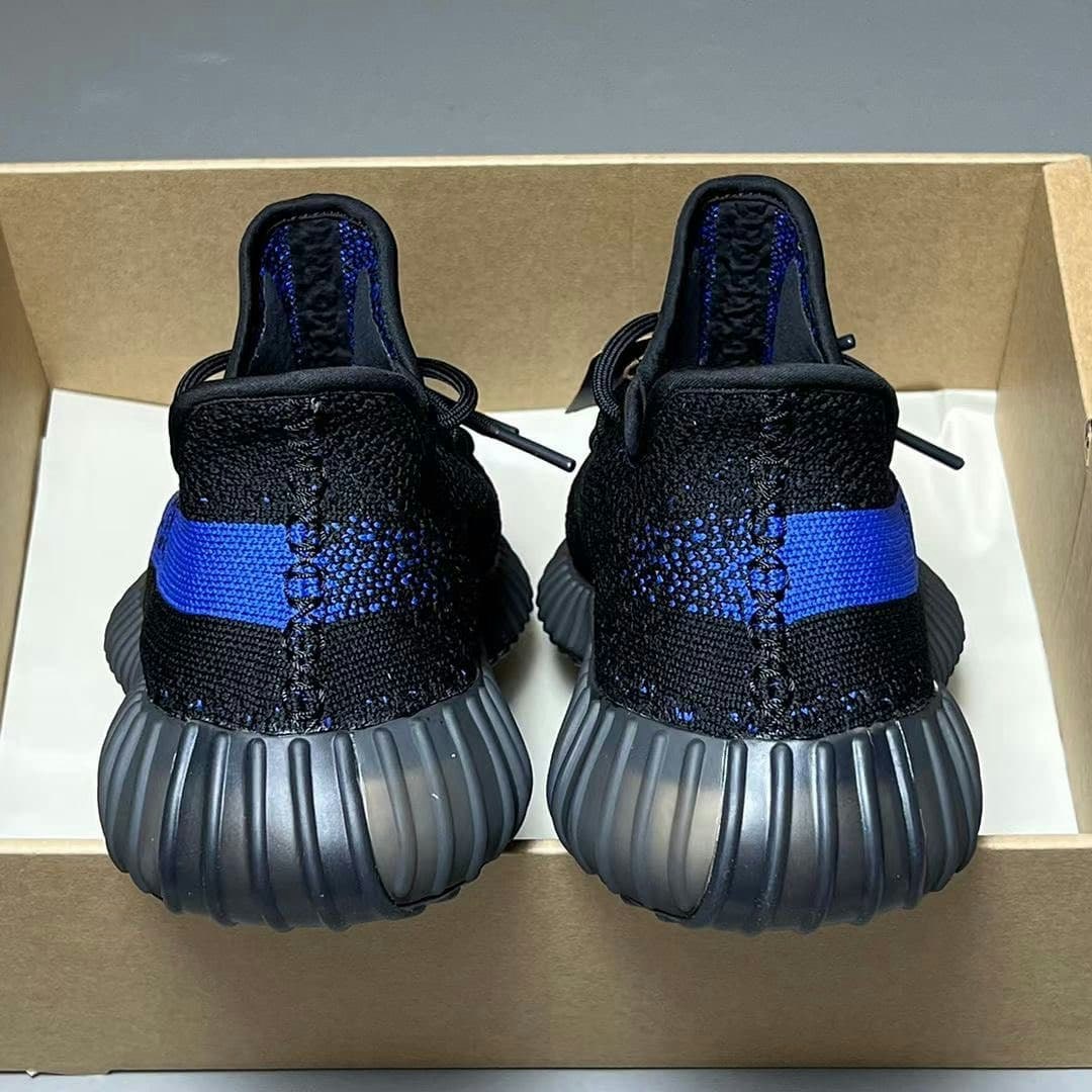 adidas YEEZY BOOST 350 V2 "Dazzling Blue"