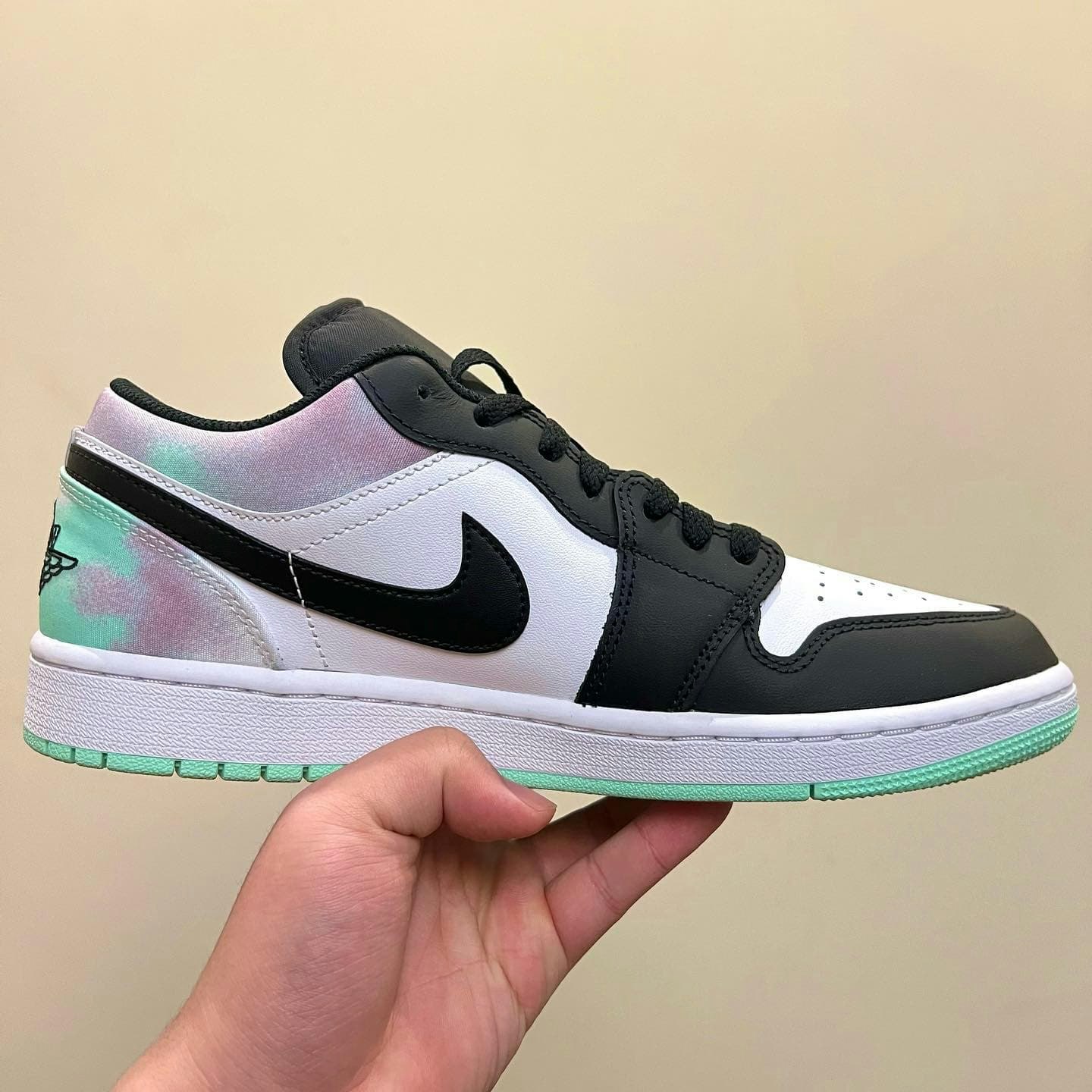 Air Jordan 1 Low "Tie Dye"