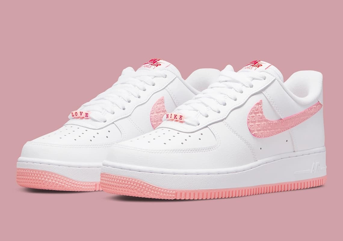 Nike Air Force 1 "Valentines Day" 