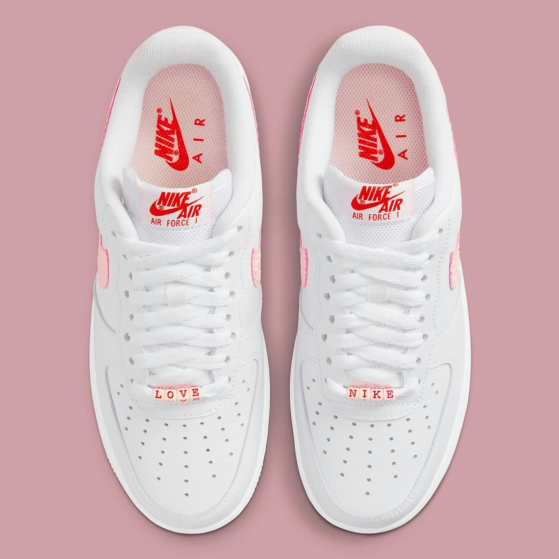 Nike Air Force 1 "Valentines Day" 