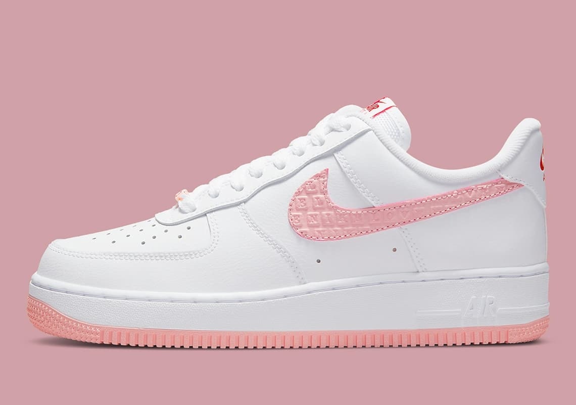 Nike Air Force 1 "Valentines Day" 