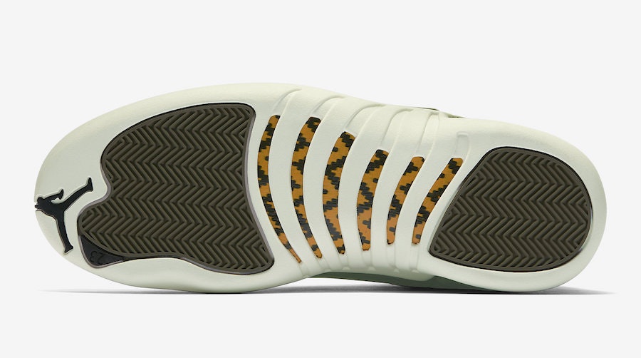 Chris Paul x Air Jordan 12 "Class Of 2003"
