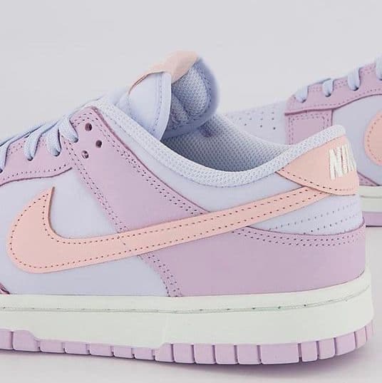 Nike Dunk Low "Easter" 2022