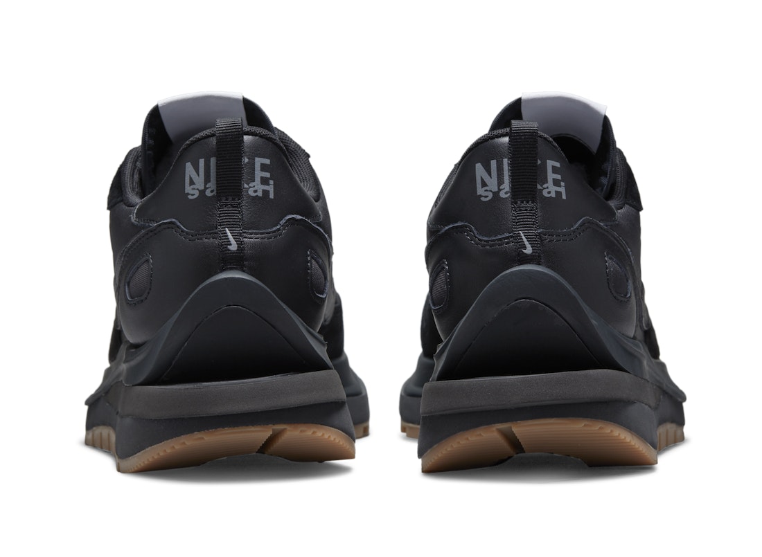 Sacai x Nike Vaporwaffle "Black Gum"