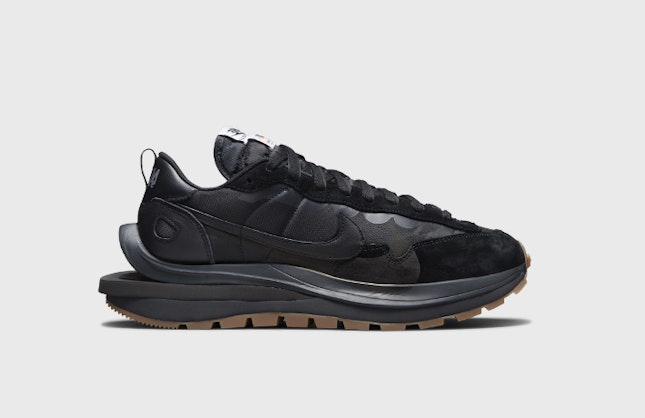 Sacai x Nike Vaporwaffle "Black Gum"