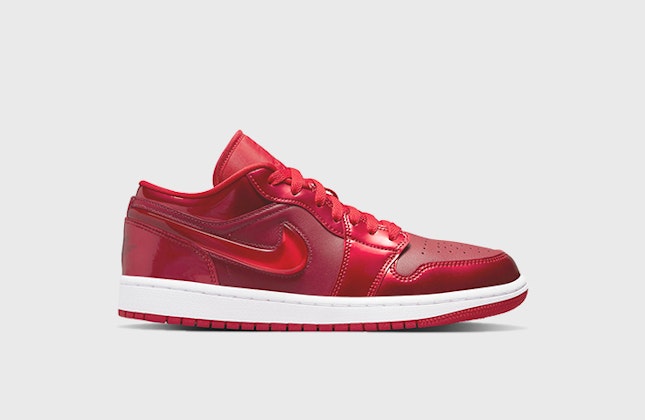 Air Jordan 1 Low SE “Pomegranate”