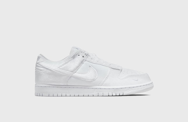 Dover Street Market x Nike Dunk Low "White Velvet"