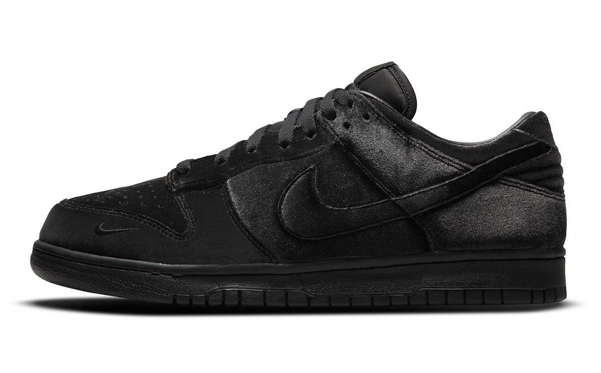 Dover Street Market x Nike Dunk Low "Black Velvet"