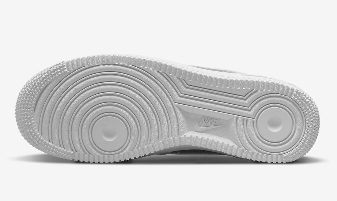 Nike Air Force 1 Low "White Metallic"