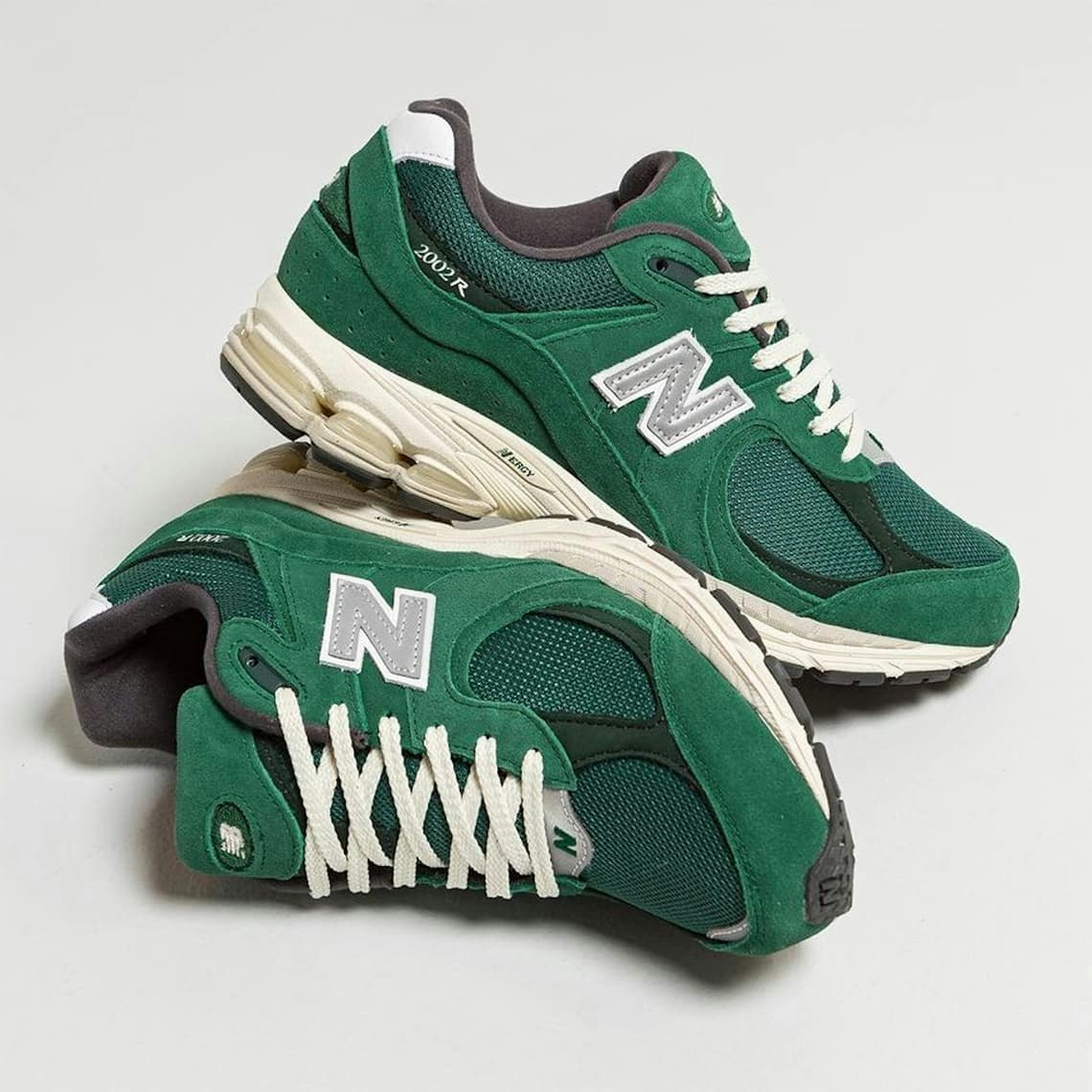 New Balance 2002R "Suede Pack"