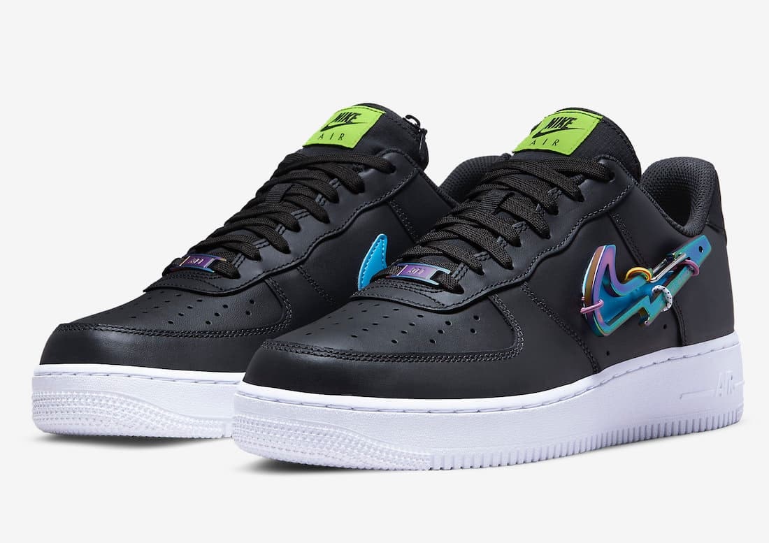 Nike Air Force 1 "Karabiner Swoosh"