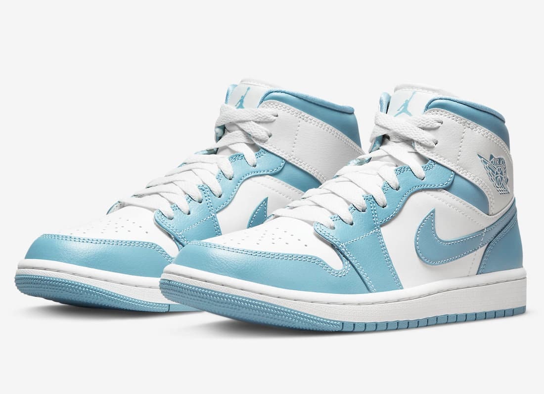 Air Jordan 1 Mid "UNC" 