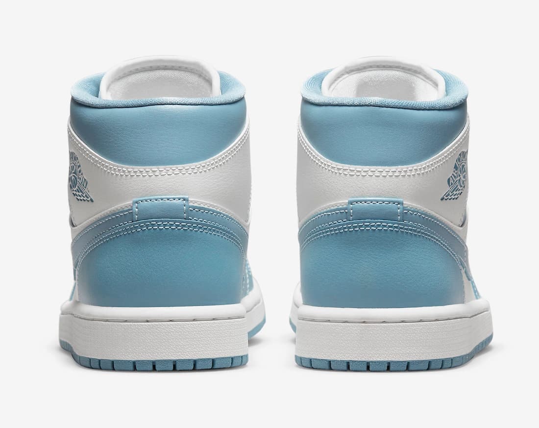 Air Jordan 1 Mid "UNC" 