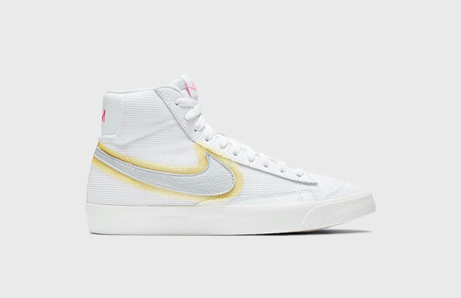 Nike Blazer Mid ’77 VNTG "Cotton Waffle"