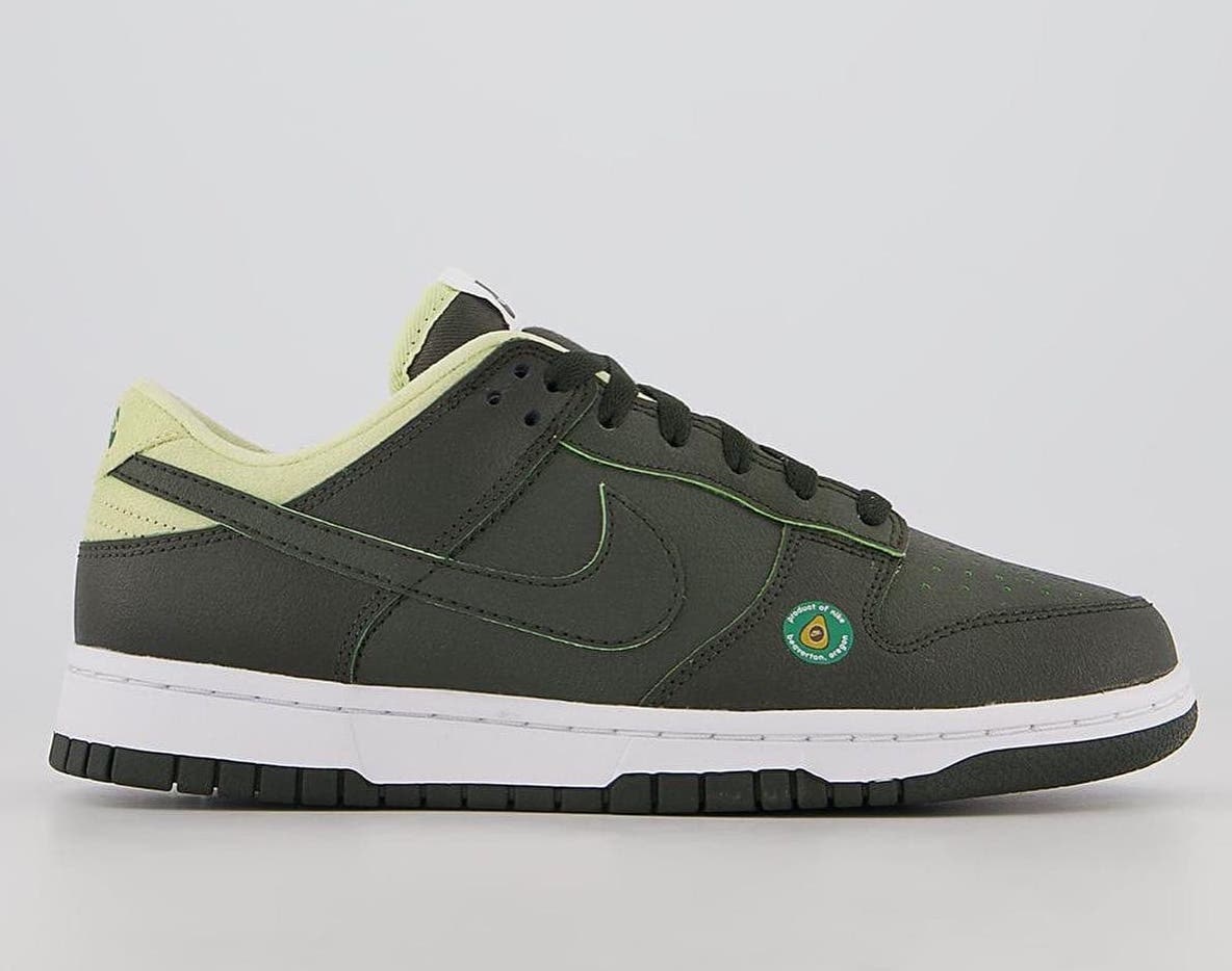 Nike Dunk Low "Avocado" 